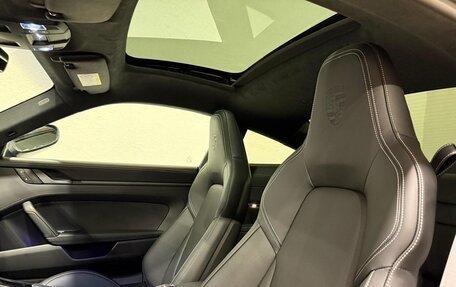 Porsche 911, 2025 год, 32 700 000 рублей, 21 фотография