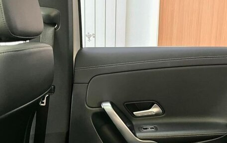 Mercedes-Benz A-Класс, 2022 год, 1 870 007 рублей, 14 фотография