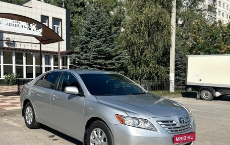 Toyota Camry, 2008 год, 1 090 000 рублей, 1 фотография