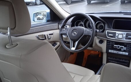 Mercedes-Benz E-Класс, 2014 год, 3 450 000 рублей, 4 фотография