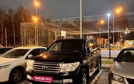 Toyota Land Cruiser 200, 2009 год, 2 700 000 рублей, 6 фотография