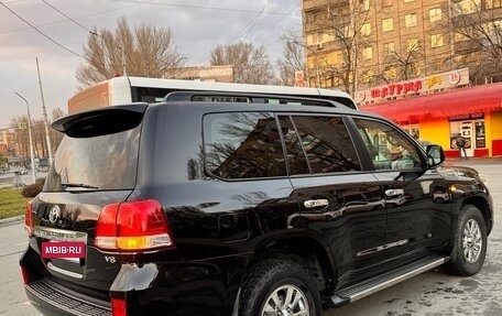 Toyota Land Cruiser 200, 2009 год, 2 700 000 рублей, 7 фотография