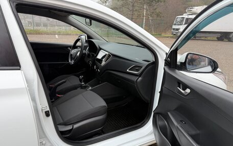 Hyundai Solaris II рестайлинг, 2017 год, 840 000 рублей, 20 фотография