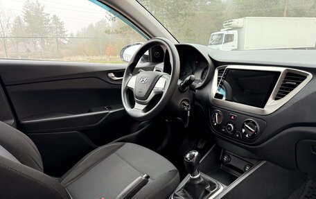 Hyundai Solaris II рестайлинг, 2017 год, 840 000 рублей, 21 фотография