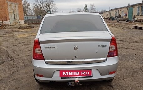 Renault Logan I, 2011 год, 570 000 рублей, 3 фотография