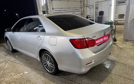 Toyota Camry, 2012 год, 1 250 000 рублей, 7 фотография
