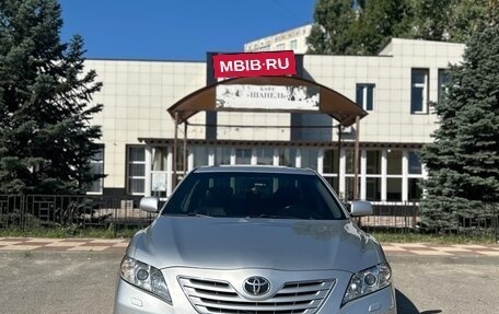 Toyota Camry, 2008 год, 1 090 000 рублей, 6 фотография