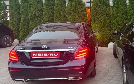 Mercedes-Benz E-Класс, 2018 год, 3 150 000 рублей, 2 фотография