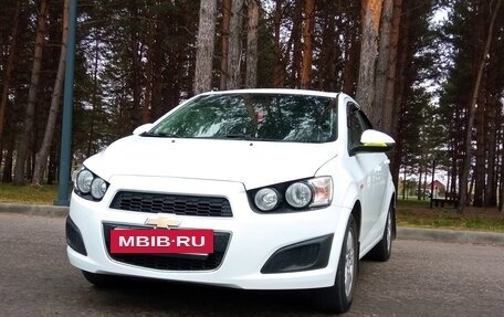 Chevrolet Aveo III, 2015 год, 700 000 рублей, 7 фотография