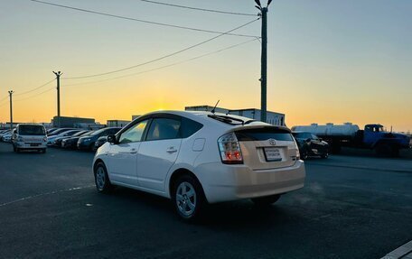 Toyota Prius, 2011 год, 1 119 000 рублей, 4 фотография