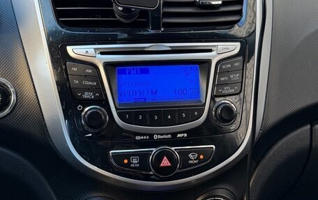 Hyundai Solaris II рестайлинг, 2012 год, 850 000 рублей, 10 фотография