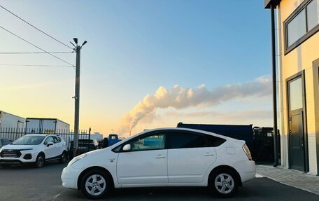 Toyota Prius, 2011 год, 1 119 000 рублей, 3 фотография