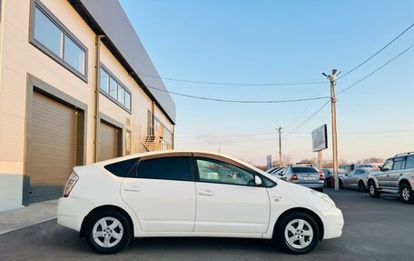 Toyota Prius, 2011 год, 1 119 000 рублей, 7 фотография