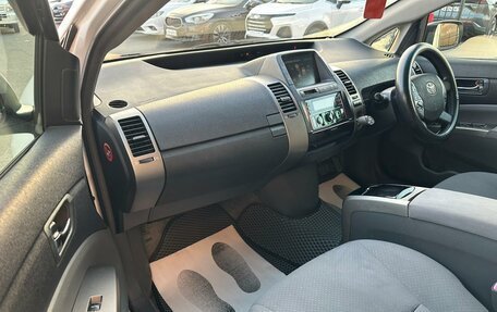 Toyota Prius, 2011 год, 1 119 000 рублей, 12 фотография