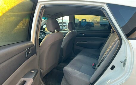 Toyota Prius, 2011 год, 1 119 000 рублей, 17 фотография