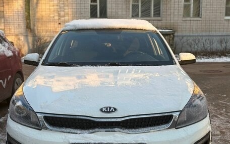 KIA Rio IV, 2018 год, 1 500 000 рублей, 1 фотография