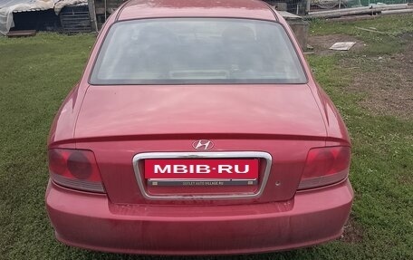 Hyundai Sonata IV рестайлинг, 2006 год, 300 000 рублей, 5 фотография