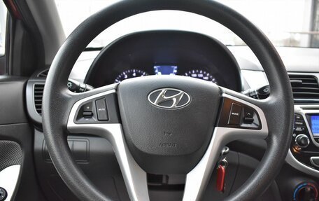 Hyundai Solaris II рестайлинг, 2011 год, 889 000 рублей, 17 фотография