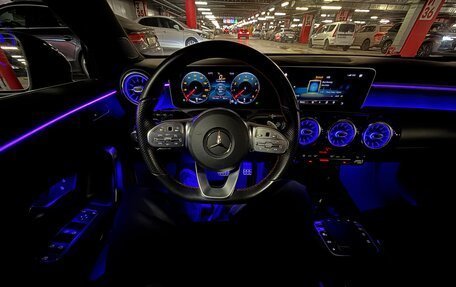 Mercedes-Benz A-Класс, 2018 год, 2 550 000 рублей, 4 фотография