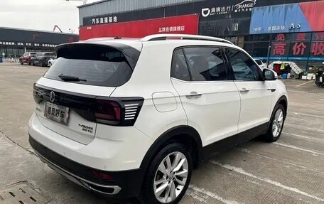 Volkswagen T-Cross I, 2021 год, 1 490 900 рублей, 6 фотография