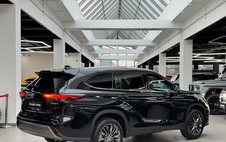 Toyota Highlander, 2025 год, 5 999 000 рублей, 10 фотография