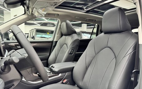 Toyota Highlander, 2025 год, 5 999 000 рублей, 20 фотография