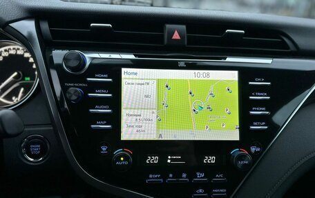 Toyota Camry, 2018 год, 2 640 000 рублей, 17 фотография