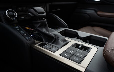 Toyota Land Cruiser Prado, 2025 год, 11 995 000 рублей, 24 фотография