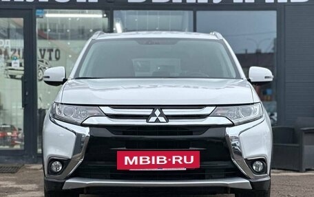 Mitsubishi Outlander III рестайлинг 3, 2015 год, 1 770 000 рублей, 4 фотография