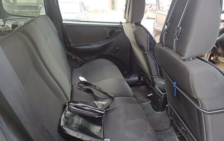 Chevrolet Niva I рестайлинг, 2015 год, 700 000 рублей, 3 фотография