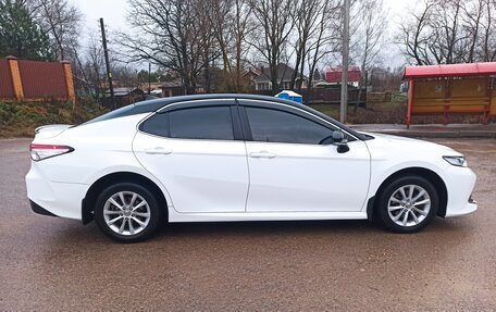 Toyota Camry, 2018 год, 2 200 000 рублей, 3 фотография