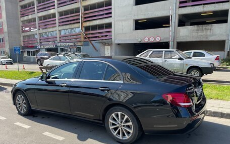 Mercedes-Benz E-Класс, 2019 год, 2 390 000 рублей, 8 фотография