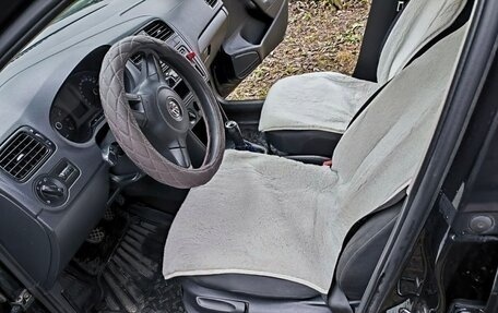 Volkswagen Polo VI (EU Market), 2011 год, 520 000 рублей, 26 фотография