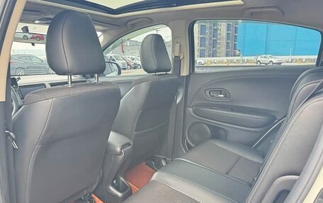 Honda Vezel, 2022 год, 1 438 000 рублей, 13 фотография