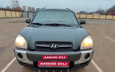 Hyundai Tucson III, 2006 год, 900 000 рублей, 1 фотография