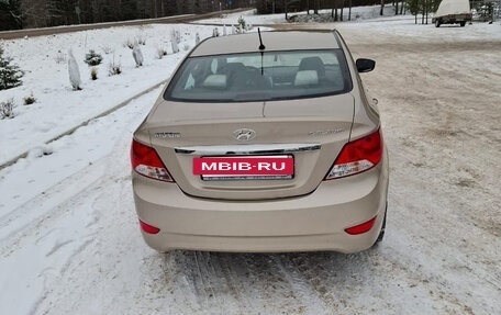 Hyundai Solaris II рестайлинг, 2014 год, 900 000 рублей, 3 фотография