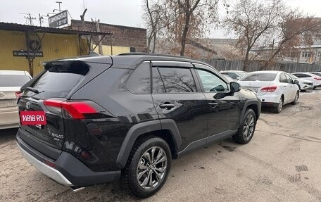 Toyota RAV4, 2025 год, 4 100 000 рублей, 5 фотография