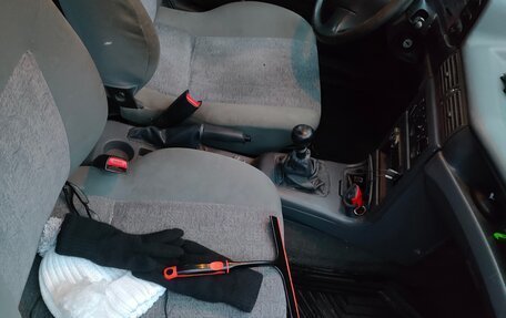 Daewoo Nexia I рестайлинг, 2005 год, 200 000 рублей, 26 фотография