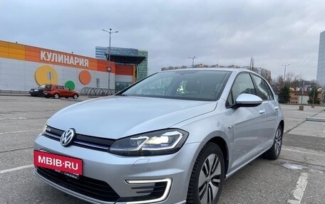 Volkswagen Golf VII, 2019 год, 2 050 000 рублей, 5 фотография