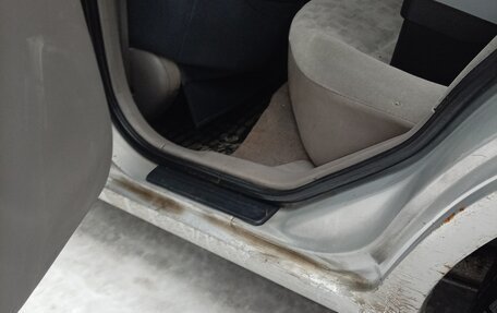 Nissan Sunny B15, 2001 год, 200 000 рублей, 6 фотография