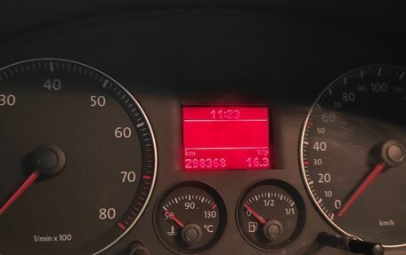 Volkswagen Touran III, 2009 год, 625 000 рублей, 7 фотография