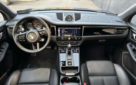 Porsche Macan I рестайлинг, 2024 год, 116 958 рублей, 16 фотография