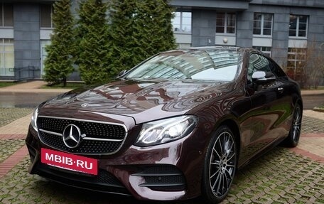 Mercedes-Benz E-Класс, 2018 год, 5 200 000 рублей, 4 фотография