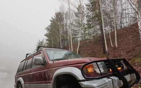 Mitsubishi Pajero III рестайлинг, 1993 год, 630 000 рублей, 2 фотография