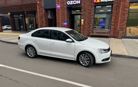 Volkswagen Jetta VI, 2011 год, 1 250 000 рублей, 8 фотография