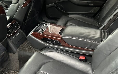 Audi A8, 2011 год, 900 000 рублей, 3 фотография