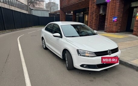 Volkswagen Jetta VI, 2011 год, 1 250 000 рублей, 3 фотография