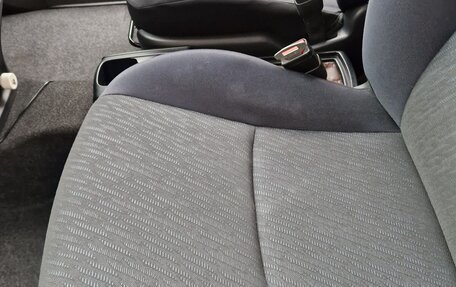 Toyota Wish II, 2011 год, 1 290 000 рублей, 20 фотография