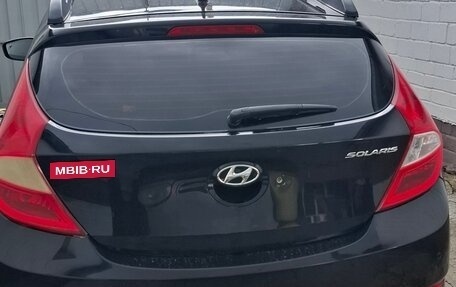Hyundai Solaris II рестайлинг, 2012 год, 565 000 рублей, 3 фотография