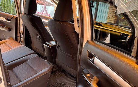 Toyota Hilux VIII, 2021 год, 5 450 000 рублей, 14 фотография